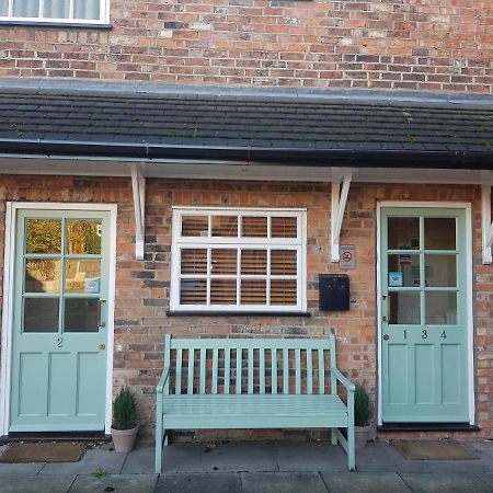 Bed and Breakfast Red Cow Nantwich Кру Экстерьер фото