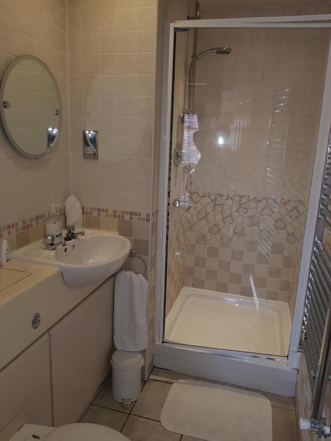 Bed and Breakfast Red Cow Nantwich Кру Экстерьер фото