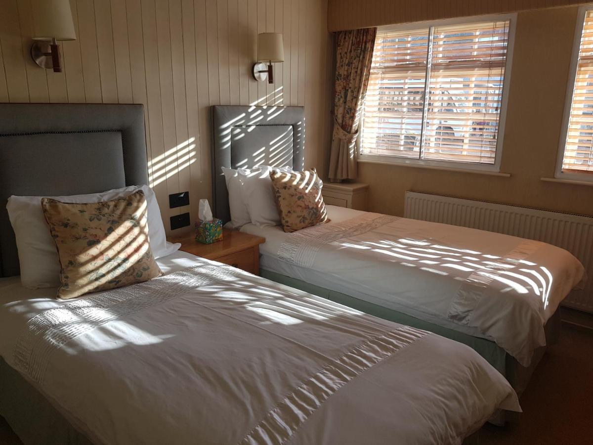 Bed and Breakfast Red Cow Nantwich Кру Экстерьер фото