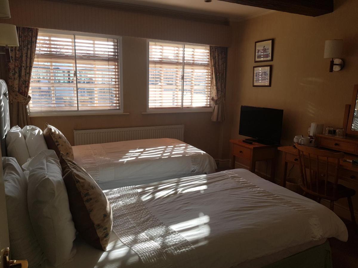 Bed and Breakfast Red Cow Nantwich Кру Экстерьер фото